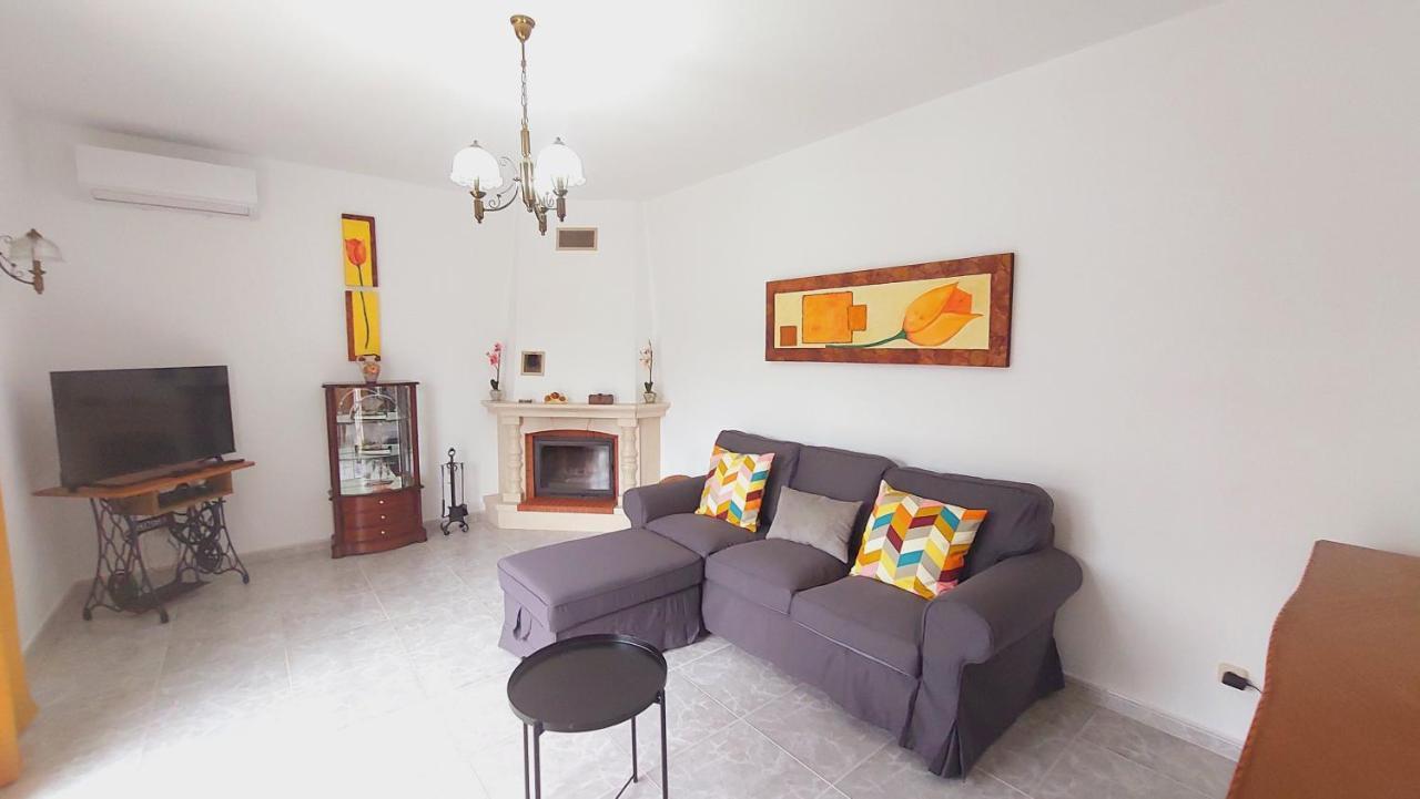 Villa Vivenda Atanazio By Ferias Com Sol à Loulé Extérieur photo